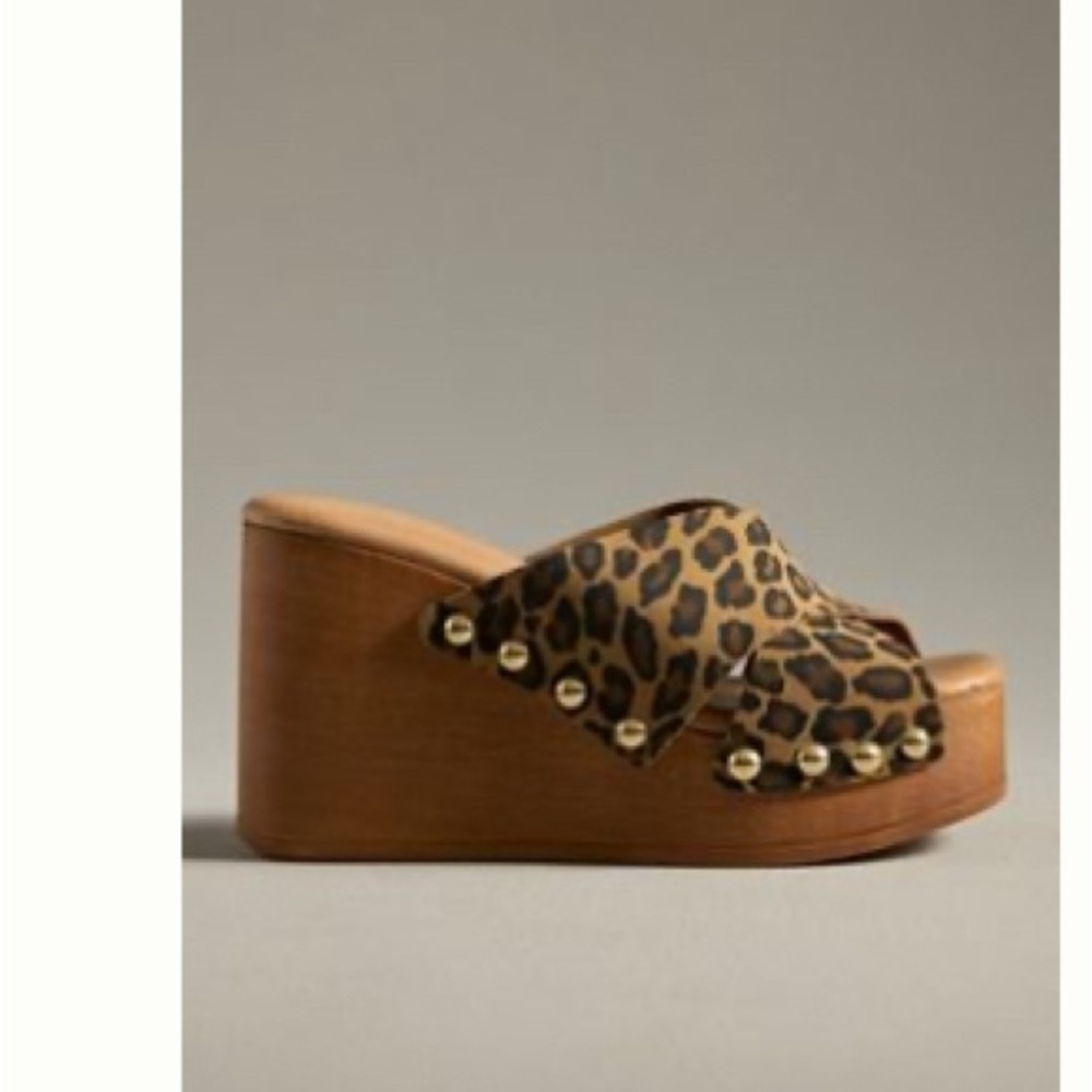 Anthropologie Brown Leopard Print Mules